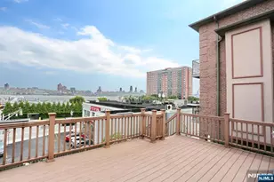 5 Beverly Pl, Edgewater, NJ 07020 - Photo 21