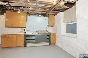 5 Beverly Pl, Edgewater, NJ 07020 - Photo 31