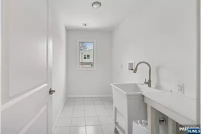 255 Westminster Place, Lodi, NJ 07644 - Photo 31