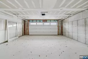 255 Westminster Pl, Lodi, NJ 07644 - Photo 45