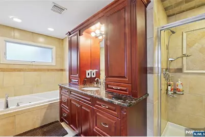 50 Highgate Terrace, Bergenfield, NJ 07621 - Photo 33