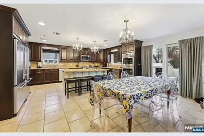 50 Highgate Terrace, Bergenfield, NJ 07621 - Photo 17