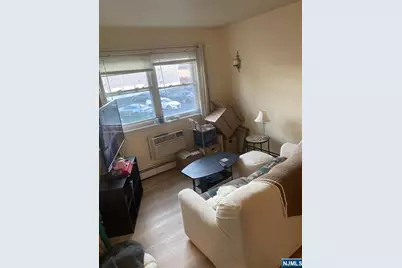 675-681 Joralemon Street C-4 #C-4, Belleville, NJ 07109 - Photo 3