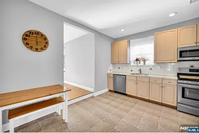 48 Main Avenue, Wallington, NJ 07057 - Photo 11