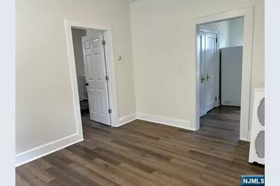 136 Carlton Avenue 1 #1, East Rutherford, NJ 07073 - Photo 5