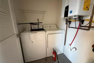 511 Washington Ave 2, Ridgefield, NJ 07657 - Photo 3