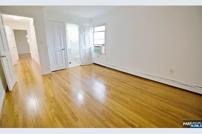 1160 River Road 1 #1, Edgewater, NJ 07020 - Photo 13