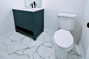 2410 3rd St, Fort Lee, NJ 07024 - Photo 25