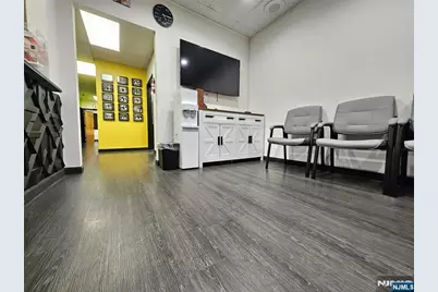 842 Clifton Avenue 6 #6, Clifton, NJ 07013 - Photo 9