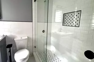 233 Warren Ave B, Fort Lee, NJ 07024 - Photo 5