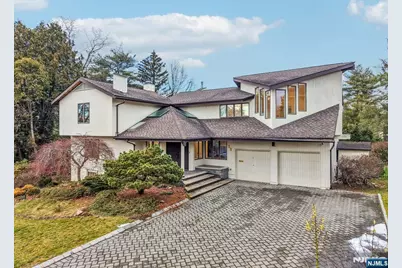 22 Laurence Court, Closter, NJ 07624 - Photo 1