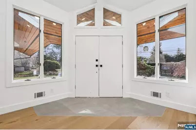 22 Laurence Court, Closter, NJ 07624 - Photo 3