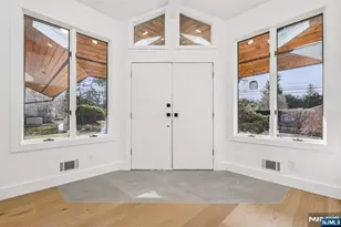 22 Laurence Ct, Closter, NJ 07624 - Photo 3