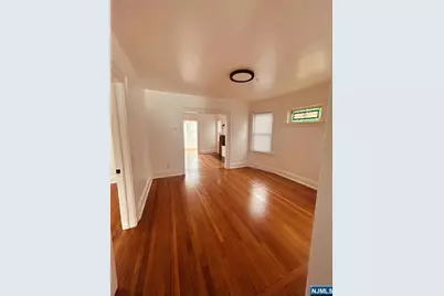 419 Lake Avenue, Lyndhurst Township, NJ 07071 - Photo 3