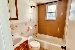 419 Lake Ave, Lyndhurst Township, NJ 07071 - Photo 5