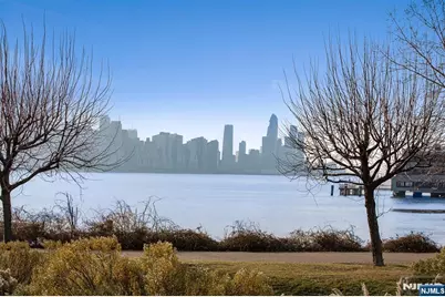 129 The, Edgewater, NJ 07020 - Photo 13