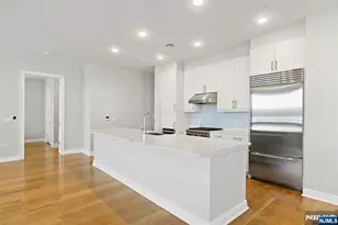 3 Somerset Ln 311, Edgewater, NJ 07020 - Photo 17