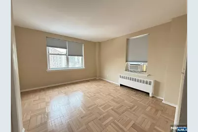 1450 Palisade 6E #6E, Fort Lee, NJ 07024 - Photo 7