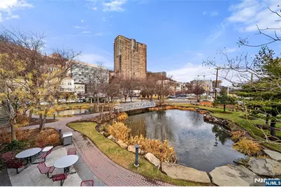 917 Hudson Park 917 #917, Edgewater, NJ 07020 - Photo 25