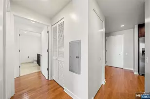 917 Hudson Park 917, Edgewater, NJ 07020 - Photo 5