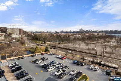 917 Hudson Park 917 #917, Edgewater, NJ 07020 - Photo 15
