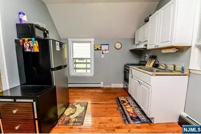 82 Pacific Avenue 3 #3, Garfield, NJ 07026 - Photo 5