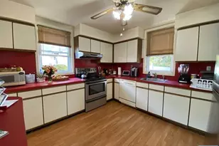 15 Hackensack St, East Rutherford, NJ 07073 - Photo 5