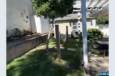 15 Hackensack Street, East Rutherford, NJ 07073 - Photo 27