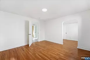 85 Beckwith Pl 2, Rutherford, NJ 07070 - Photo 13