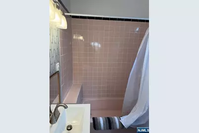 61 Locust Avenue 2 #2, Wallington, NJ 07057 - Photo 7