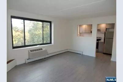 9 Columbia Terrace 3D #3D, Edgewater, NJ 07020 - Photo 7