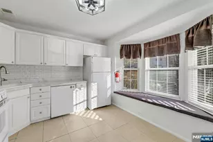 2198 Kent Ct, Mahwah, NJ 07430 - Photo 5