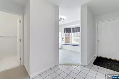 2198 Kent Court, Mahwah, NJ 07430 - Photo 11