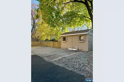 678 Grove Street, Ridgewood, NJ 07450 - Photo 13