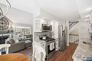 3811 Melville Ct, Mahwah, NJ 07430 - Photo 15