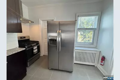 24 Pamrapo Avenue 2 #2, Jersey City, NJ 07305 - Photo 19