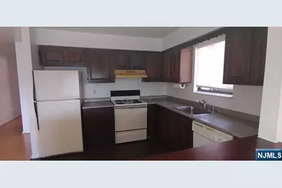 183 Palisade Avenue 2B #2B, Cliffside Park, NJ 07010 - Photo 3