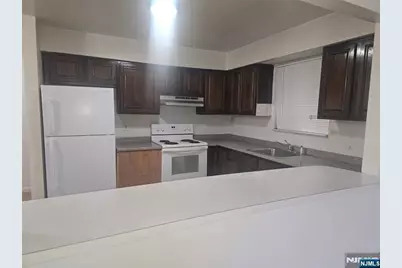 183 Palisade Avenue 2B #2B, Cliffside Park, NJ 07010 - Photo 3