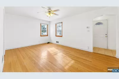 1-37 34th Street, Fair Lawn, NJ 07410 - Photo 11