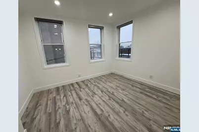 536 Lincoln Street, Union City, NJ 07087 - Photo 5