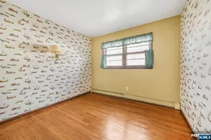 609 Monroe Ave, Washington Township, NJ 07676 - Photo 9