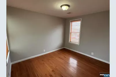 76-78 Halstead 2 #2, Newark, NJ 07106 - Photo 5