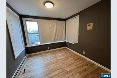 108 Chester Avenue, Newark, NJ 07104 - Photo 5