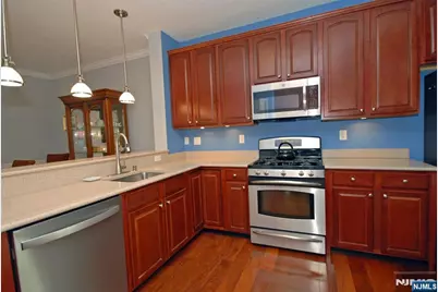 7 Cliff Road D3 #D3, Woodland Park, NJ 07424 - Photo 9