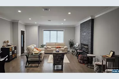 235 5th Street B #B, Palisades Park, NJ 07650 - Photo 15