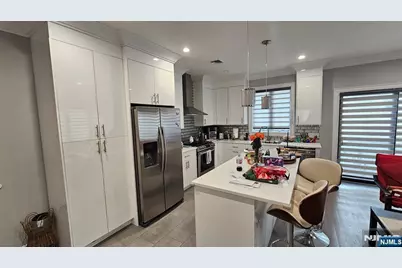 235 5th Street B #B, Palisades Park, NJ 07650 - Photo 29