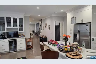 235 5th Street B #B, Palisades Park, NJ 07650 - Photo 19