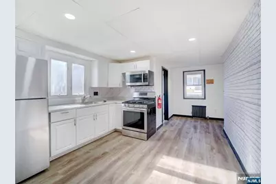 176 Teaneck Road, Ridgefield Park, NJ 07660 - Photo 7