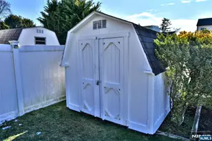 26 Waldwick Ave, Waldwick, NJ 07463 - Photo 33