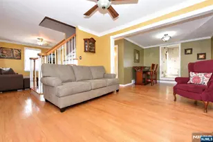 26 Waldwick Ave, Waldwick, NJ 07463 - Photo 7